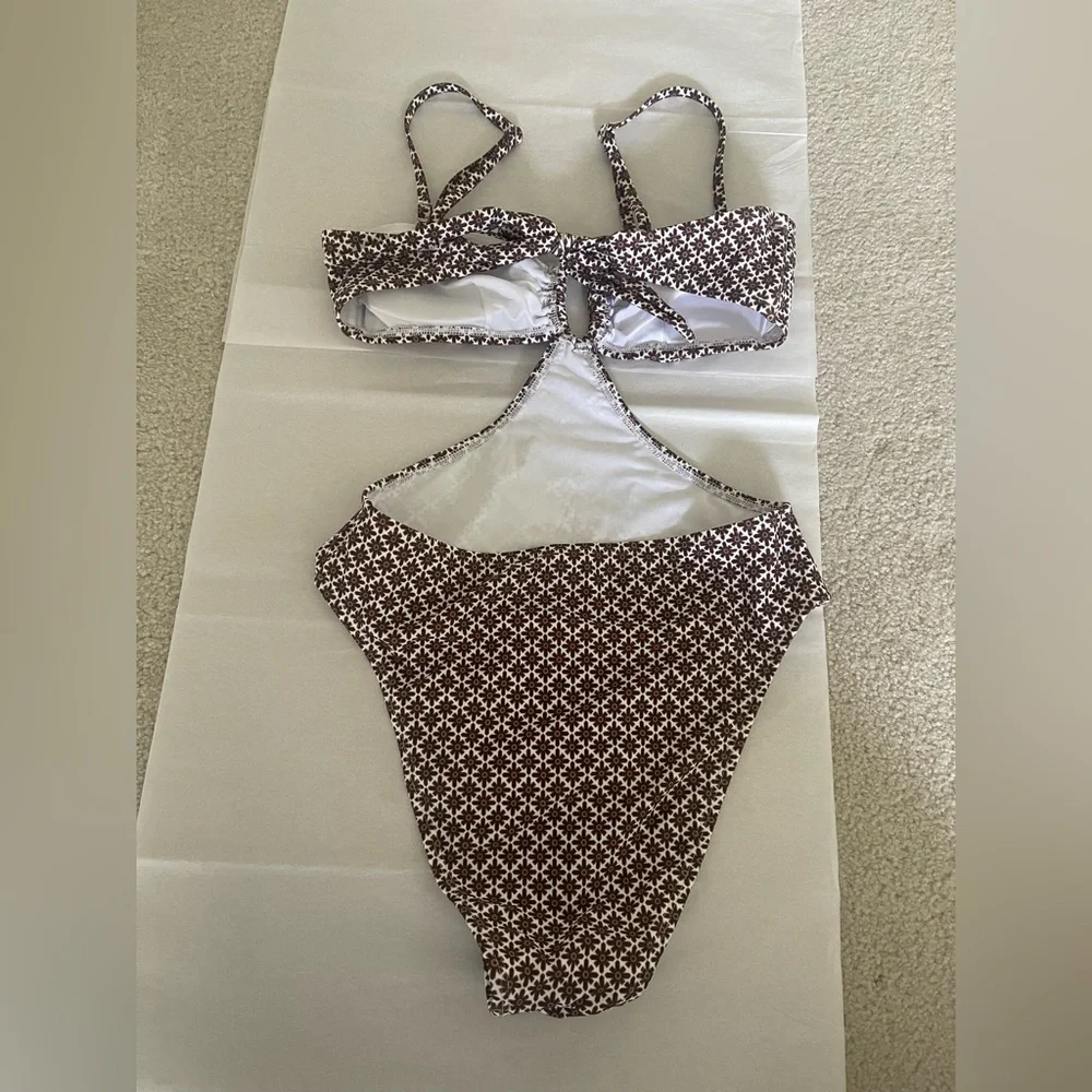 NWOT Cupshe Swimsuit